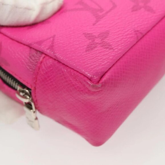 LOUIS VUITTON Taigalama Porte Cles Charm Fuchsia - Picture 5 of 16